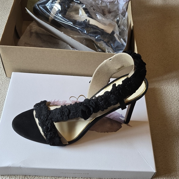 Jessica Simpson Black Floral Heels - Picture 4 of 7